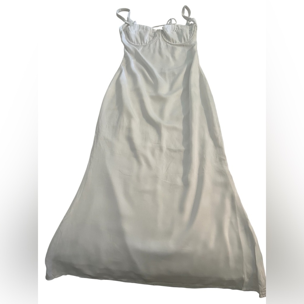 Elegant White Constance cupped  Midi Dress